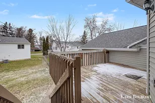 519 Macomb Ave NW, Grand Rapids, MI 49534 - Photo 39