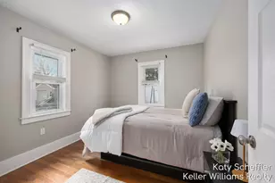 924 Elliott St SE, Grand Rapids, MI 49507 - Photo 11