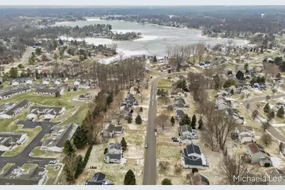 6737 Gran Via Drive NE, Rockford, MI 49341 - Photo 31