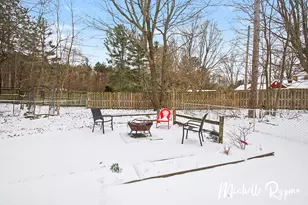 3959 64th St, Holland, MI 49423 - Photo 7