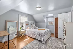 2101 Houseman Ave NE, Grand Rapids, MI 49505 - Photo 13