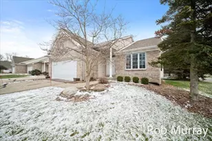 2040 Bryceway Ct NE, Grand Rapids, MI 49505 - Photo 3