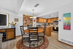 768 Watersedge Dr, Ann Arbor, MI 48105 - Photo 9