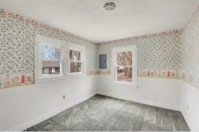 982 Woodworth Street NE, Grand Rapids, MI 49525 - Photo 11