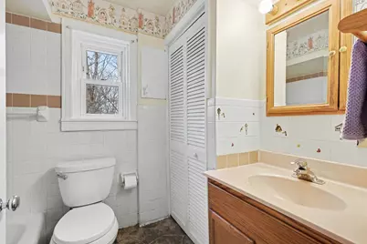 982 Woodworth Street NE, Grand Rapids, MI 49525 - Photo 13