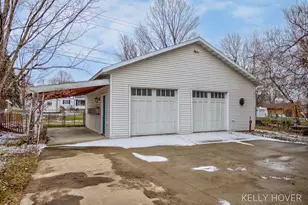 609 W Maple St, Wayland, MI 49348 - Photo 29