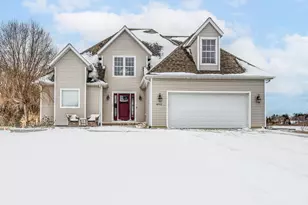 4772 Lauren Ln, Saint Joseph, MI 49085 - Photo 1