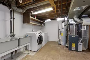 1805 Englewood Ave, Madison Heights, MI 48071 - Photo 27