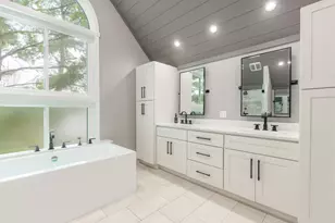 2628 E Shore Dr, Portage, MI 49002 - Photo 25