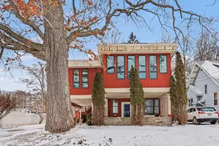 3135 Lakeshore Dr, Muskegon, MI 49441 - Photo 1