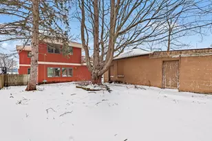 3135 Lakeshore Dr, Muskegon, MI 49441 - Photo 37