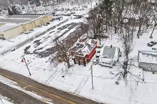 3135 Lakeshore Dr, Muskegon, MI 49441 - Photo 41