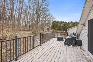 177 Prospect St, Rockford, MI 49341 - Photo 39