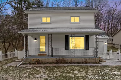 177 Prospect Street, Rockford, MI 49341 - Photo 1