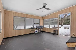 59445 S Lagrave St, Paw Paw, MI 49079 - Photo 19