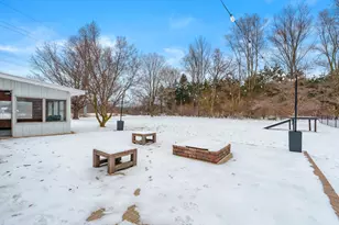 59445 S Lagrave St, Paw Paw, MI 49079 - Photo 21