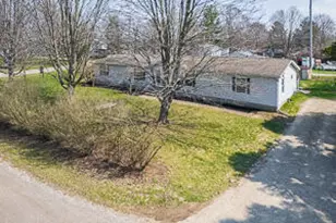 101 S Ave C, Athens, MI 49011 - Photo 17