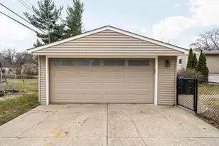 235 Burroughs St, Plymouth, MI 48170 - Photo 55