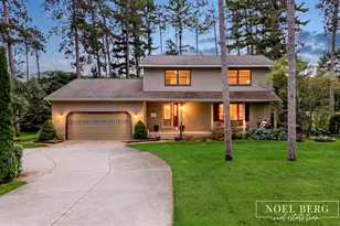 17218 Timber Dunes Dr, Grand Haven, MI 49417 - Photo 3