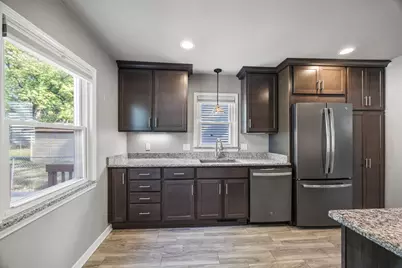 24426 Lehigh Street, Dearborn Heights, MI 48125 - Photo 7