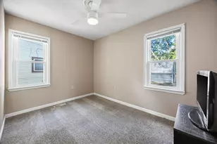 24426 Lehigh St, Dearborn Heights, MI 48125 - Photo 11