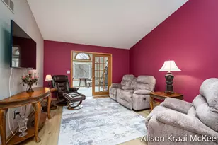 5923 West Lyn Haven Dr SE, Grand Rapids, MI 49512 - Photo 7