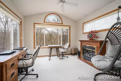 5923 W Lyn Haven Drive SE, Grand Rapids, MI 49512 - Photo 5