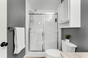 8522 Pebble Dr NE, Rockford, MI 49341 - Photo 27