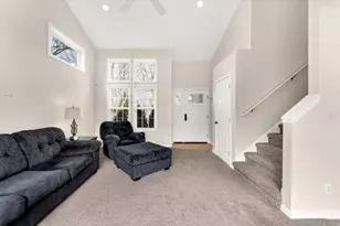 8522 Pebble Dr NE, Rockford, MI 49341 - Photo 9