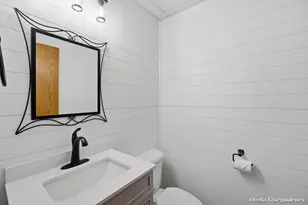 914 Jackson St SW, Grandville, MI 49418 - Photo 45