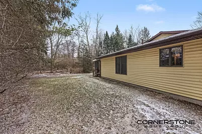 2158 Ter Van Drive NE, Grand Rapids, MI 49505 - Photo 27