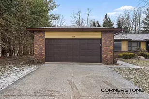 2158 Ter Van Dr NE, Grand Rapids, MI 49505 - Photo 1