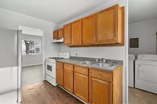 826 Fulton St, Kalamazoo, MI 49001 - Photo 9