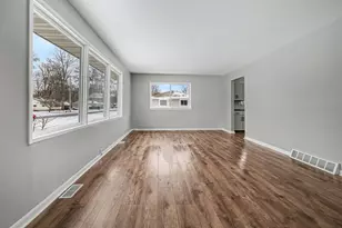 2479 Marcoux Ave, Muskegon, MI 49442 - Photo 5