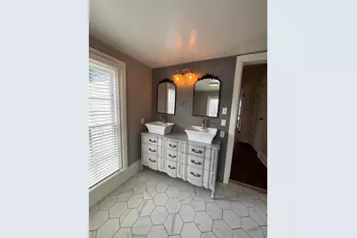 118 S Evans Street #B, Tecumseh, MI 49286 - Photo 11