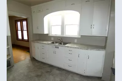 627 E Main Street, Benton Harbor, MI 49022 - Photo 9