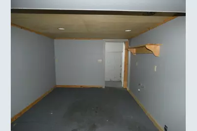 627 E Main Street, Benton Harbor, MI 49022 - Photo 25