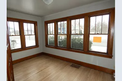 627 E Main Street, Benton Harbor, MI 49022 - Photo 13