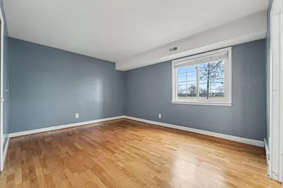 2070 Fort Street #G-4, Trenton, MI 48183 - Photo 9