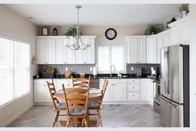 243 E Rose Road, Coldwater, MI 49036 - Photo 9