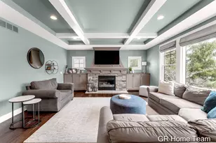 2520 Blackberry Ln NE, Grand Rapids, MI 49525 - Photo 17