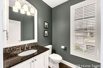 2520 Blackberry Lane NE, Grand Rapids, MI 49525 - Photo 27