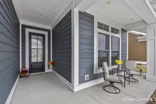 4219 Village Green Dr, Freeland, MI 48623 - Photo 3