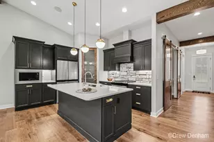 4219 Village Green Dr, Freeland, MI 48623 - Photo 15