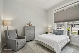 4219 Village Green Dr, Freeland, MI 48623 - Photo 5