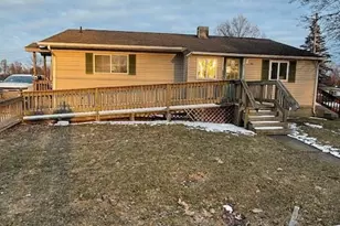 1302 N Eaton St, Albion, MI 49224 - Photo 1