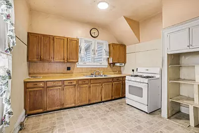 108 S Michigan Avenue, Vicksburg, MI 49097 - Photo 3