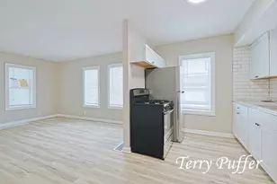 3025 Waalkes St, Muskegon, MI 49444 - Photo 9