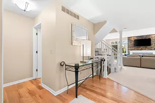 2705 Maitland Dr, Ann Arbor, MI 48105 - Photo 5