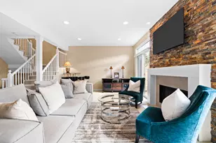 2705 Maitland Dr, Ann Arbor, MI 48105 - Photo 9